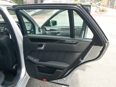 2012 Mercedes-BENZ E-CLASS thumbnail 28