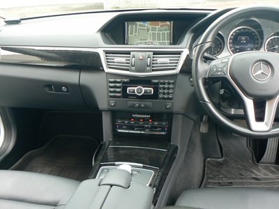 2012 Mercedes-BENZ E-CLASS photo 14
