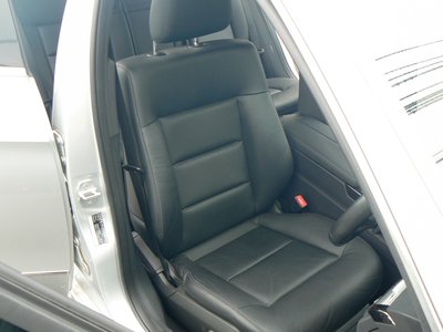 2012 Mercedes-BENZ E-CLASS photo 12
