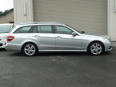 2012 Mercedes-BENZ E-CLASS photo 6