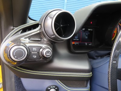 2021 Ferrari F8 SPIDER — фото 48