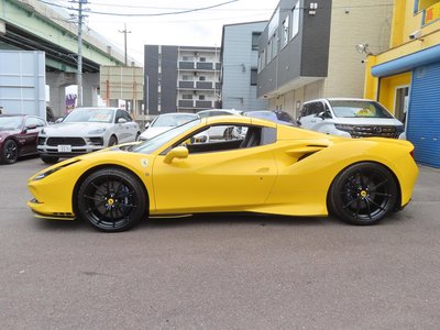 2021 Ferrari F8 SPIDER — фото 19