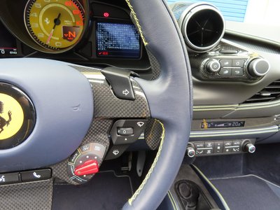 2021 Ferrari F8 SPIDER — фото 47