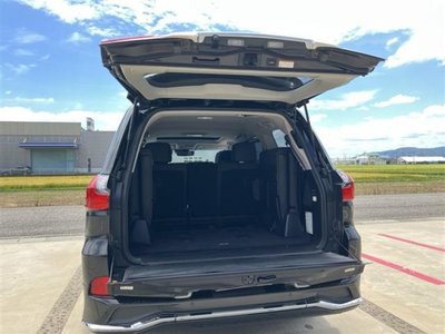 2015 Lexus LX — фото 9