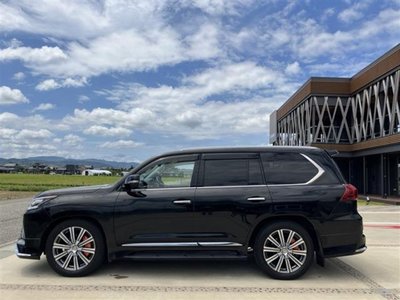2015 Lexus LX — фото 7
