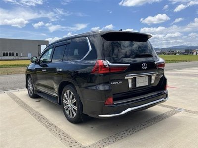 2015 Lexus LX — фото 6