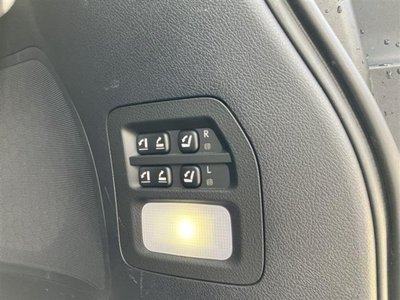 2015 Lexus LX — фото 15