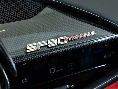 2021 Ferrari SF90 STRADALE 照片 13