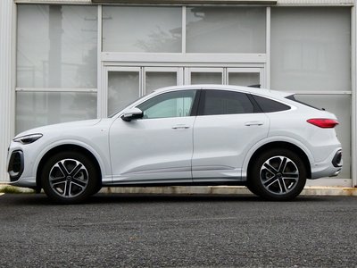 2025 AUDI Q5 SPORTBACK photo 6