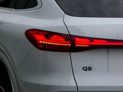 2025 AUDI Q5 SPORTBACK thumbnail 58