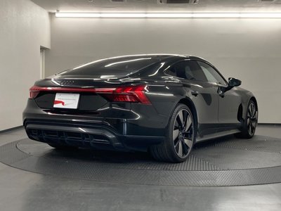 صورة 2 لـ 2023 AUDI E-TRON GT QUATTRO
