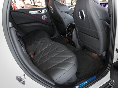 2024 BMW XM photo 6