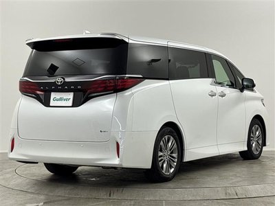 صورة 17 لـ 2024 Toyota ALPHARD