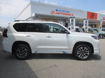 صورة 7 لـ 2023 Toyota LAND CRUISER PRADO