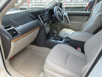 صورة 38 لـ 2023 Toyota LAND CRUISER PRADO