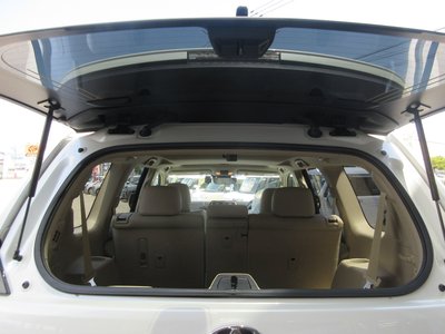 صورة 14 لـ 2023 Toyota LAND CRUISER PRADO