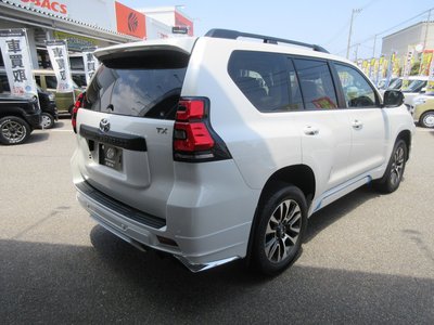 صورة 9 لـ 2023 Toyota LAND CRUISER PRADO