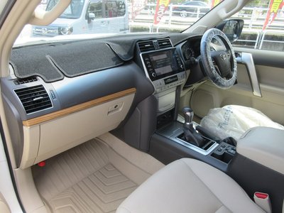 صورة 19 لـ 2023 Toyota LAND CRUISER PRADO