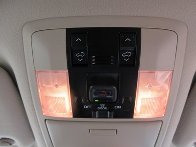 صورة 35 لـ 2023 Toyota LAND CRUISER PRADO