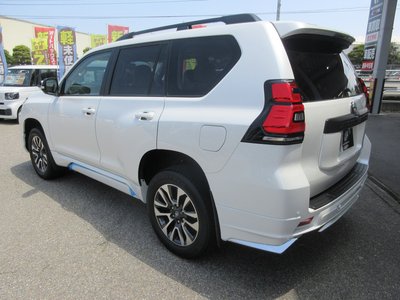 صورة 16 لـ 2023 Toyota LAND CRUISER PRADO