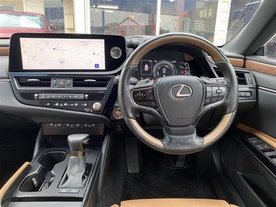 2023 Lexus ES photo 11