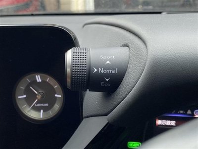 2023 Lexus ES thumbnail 36