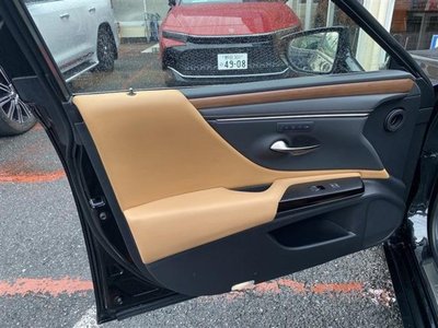 2023 Lexus ES thumbnail 61