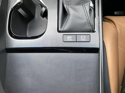2023 Lexus ES thumbnail 32