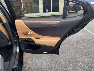 2023 Lexus ES thumbnail 51