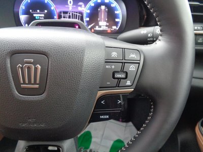 2025 Toyota CROWN SPORT thumbnail 23