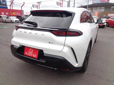 2025 Toyota CROWN SPORT photo 9