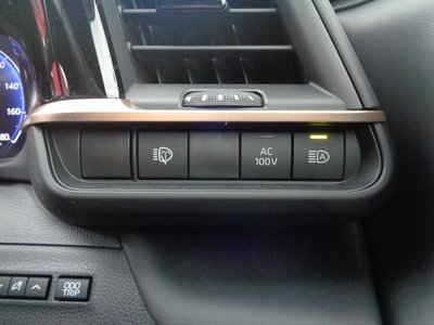 2025 Toyota CROWN SPORT thumbnail 32