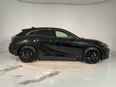 2023 Toyota CROWN SPORT photo 4