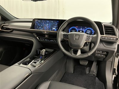 2023 Toyota CROWN SPORT photo 6