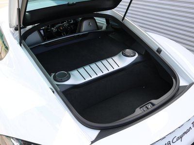 صورة مصغرة 24 لـ 2020 Porsche 718