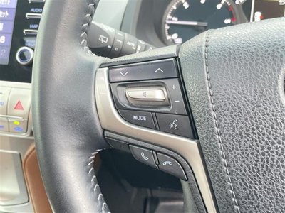 2022 Toyota LAND CRUISER PRADO photo 16