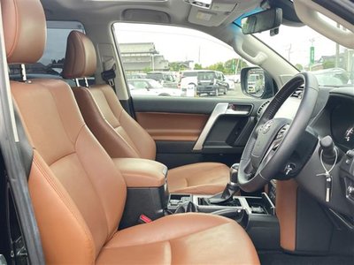 2022 Toyota LAND CRUISER PRADO thumbnail 20