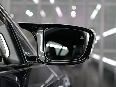 2020 BMW M5 缩略图 75