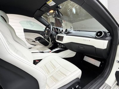 صورة 11 لـ 2017 Ferrari CALIFORNIA T