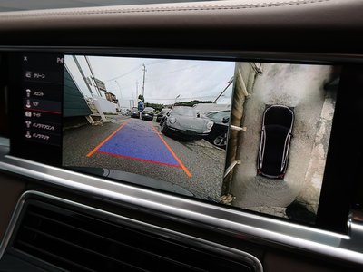 2019 Porsche PANAMERA photo 13
