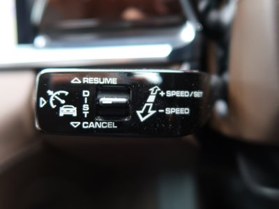 2019 Porsche PANAMERA photo 8