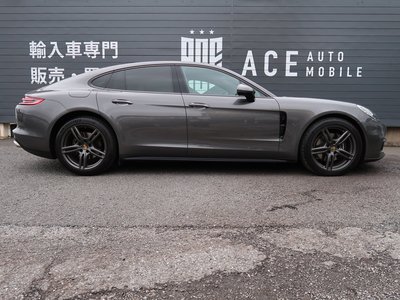 2019 Porsche PANAMERA thumbnail 19