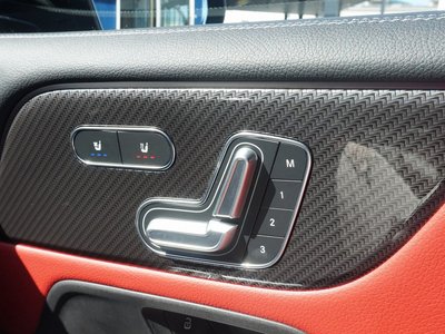 2021 Mercedes-BENZ GLB AMG 照片 22