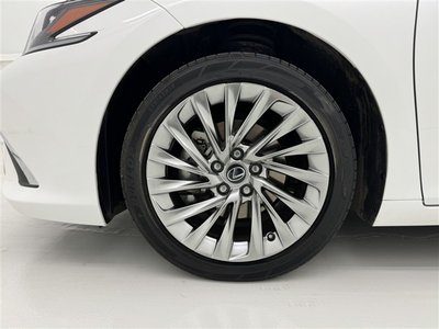 2023 Lexus ES thumbnail 38