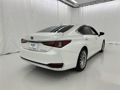 2023 Lexus ES photo 7
