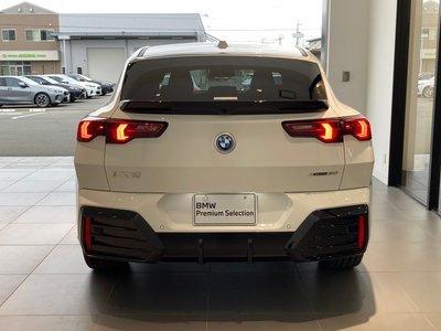 2025 BMW IX2 photo 15