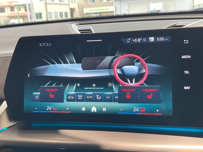 2025 BMW IX2 thumbnail 36
