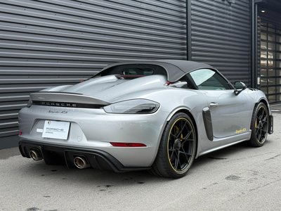 2024 Porsche 718 SPYDER photo 8