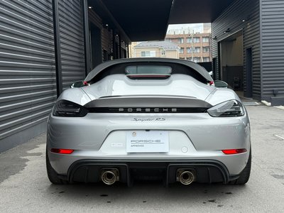 2024 Porsche 718 SPYDER photo 9