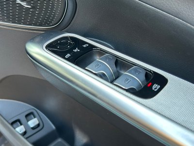 صورة مصغرة 32 لـ 2026 Mercedes-BENZ GLC
